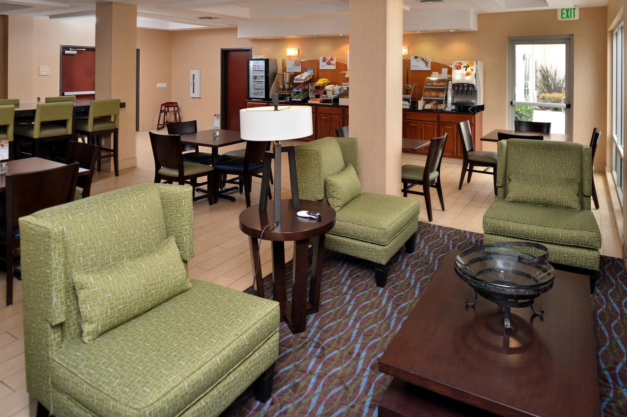 Holiday Inn Express San Diego - Otay Mesa, An Ihg Hotel Bagian luar foto