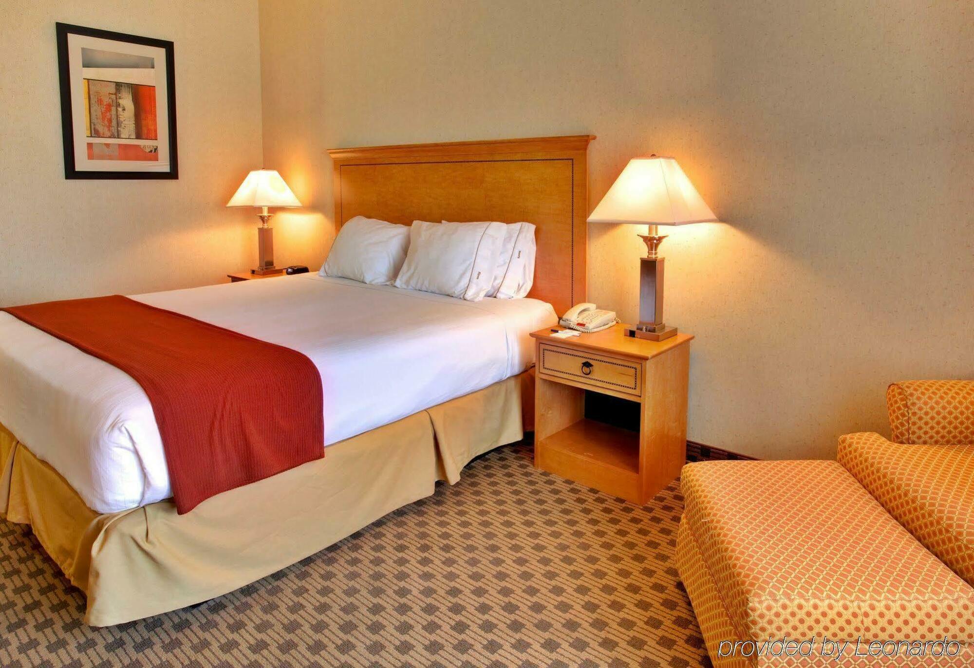 Holiday Inn Express San Diego - Otay Mesa, An Ihg Hotel Bagian luar foto